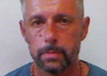 Thyen byzylykun elektronik, arratiset vrasësi