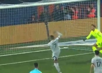 E pabesueshme! Mbappe bën gafën e vitit (VIDEO)