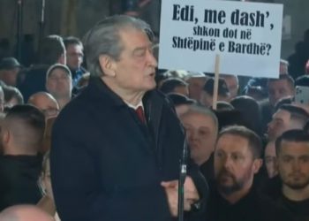 Berisha: Protestuesit heronj, mund të futen në sallën e parlamentit