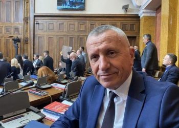 Deputeti shqiptar në Serbi mesazh Kosovës: Kujdes nga Beogradi