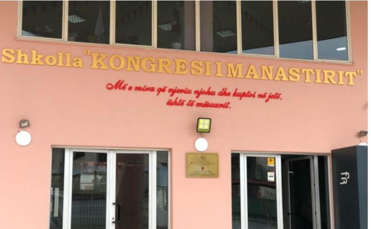 Sherri mes vajzave, reagon shkolla: Njoftuam policinë