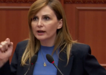 Dhuna ndaj Petraq Milos, Tabaku: Përfaqësuesit e qeverisë heshtën