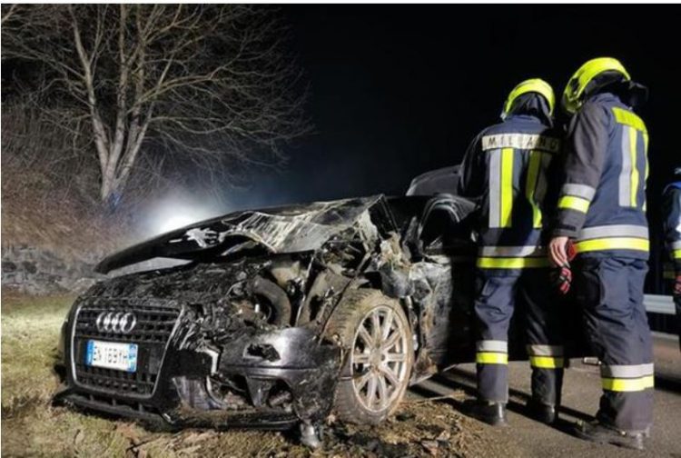 Aksidentohet rëndë shqiptari në Itali, ‘ngec’ në makinë