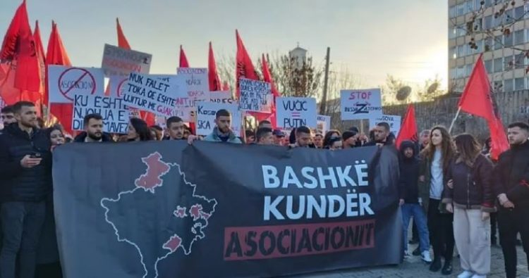 Studentët në Kosovë protestojnë kundër Asociacionit