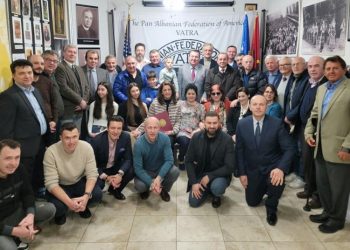 Futboll, VATRA nderon legjendën e kombëtares shqiptare