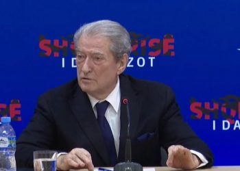 Berisha: Ministrat dhe Mcgonigal, orgjira në lokalet e Tiranës