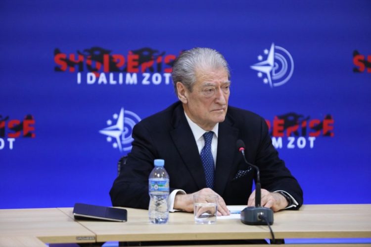 Berisha sulmon ABC News: Po bën altoparlantin Rama-Veliaj