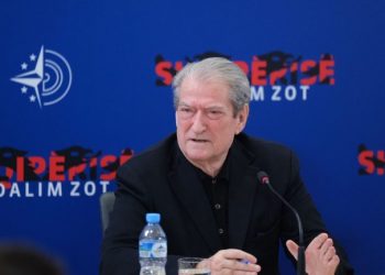 Berisha: Kemi nisur një revolucion paqësor, shmangim gjakderdhjen