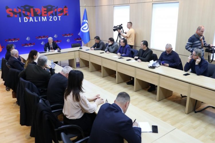 Berisha: Rama nuk ikën me votë, por me revolta popullore