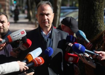 Boçi: Përjashtimi i deputetëve, matematikë e Ramës