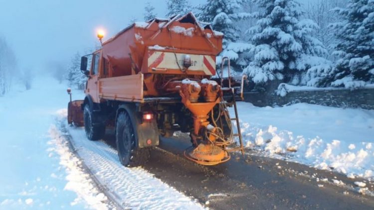 ARRSH bën apel: Pajisuni me goma dimërore dhe zinxhirë