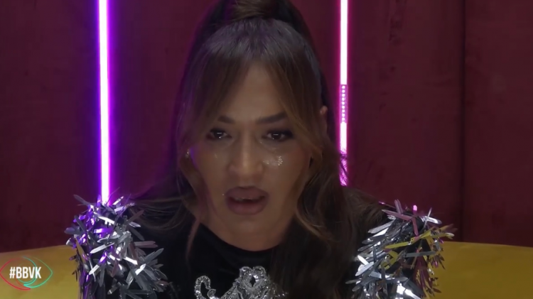 Dafina tregon vështirësitë e saj në rritjen e vajzave