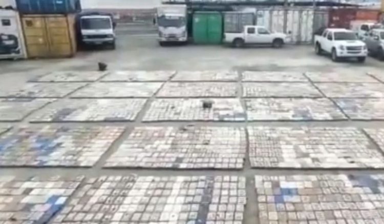 VIDEO/ Kapen 8.8 ton kokainë në Ekuador, do të shkonin…
