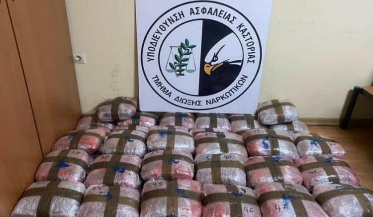 Greqi/ Sekuestrohen 53 kg marijuanë, arrestohet shqiptari