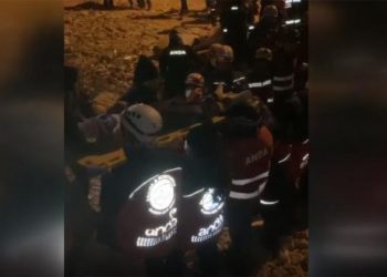 Mrekullia në Turqi, djali u nxor gjallë nga rrënojat pas 11 ditësh