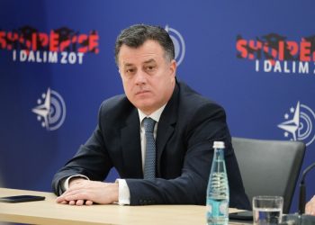 Noka: Qeveria ia ka dorëzuar çelësat mafias