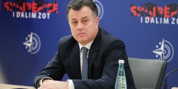 Noka: Qeveria ia ka dorëzuar çelësat mafias