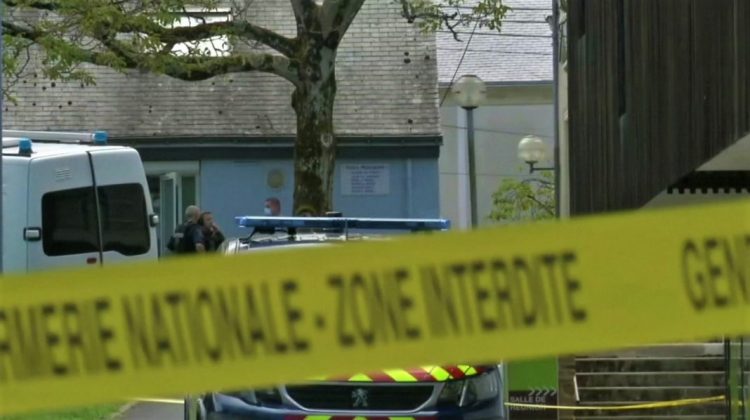 Vrau një 22-vjeçar në Francë dhe u arratis për Tiranë, 20 vite burg