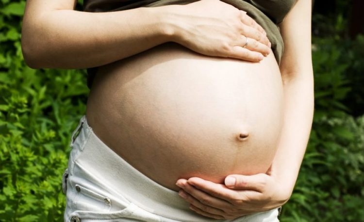 Gratë shtatzëna ruse po ‘pushtojnë’ Argjentinën