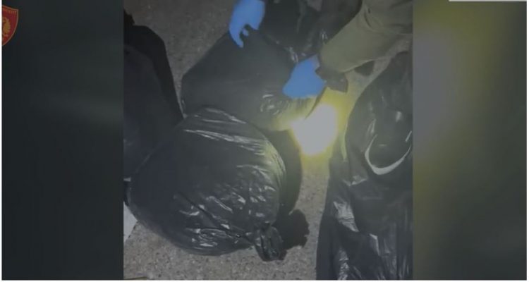 VIDEO\ U kapën me 8 kg kanabis në makinë, arrestohen 2 persona