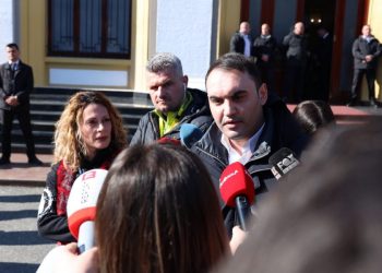 Këlliçi kërkon të hyjë në Kuvend: U pezullova dy herë pa folur