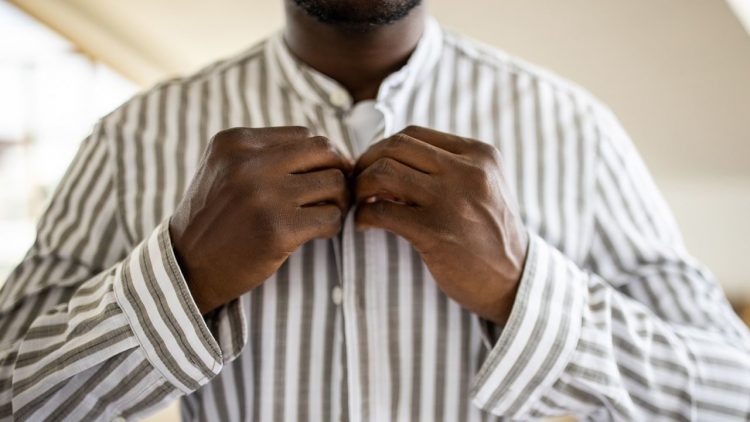 Sa herë mund t’i vishni rrobat pa i larë?