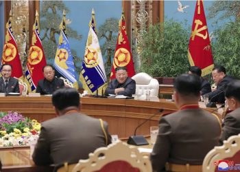 Koreja e Veriut urdhëron ushtrinë të forcojë gatishmërinë për luftë