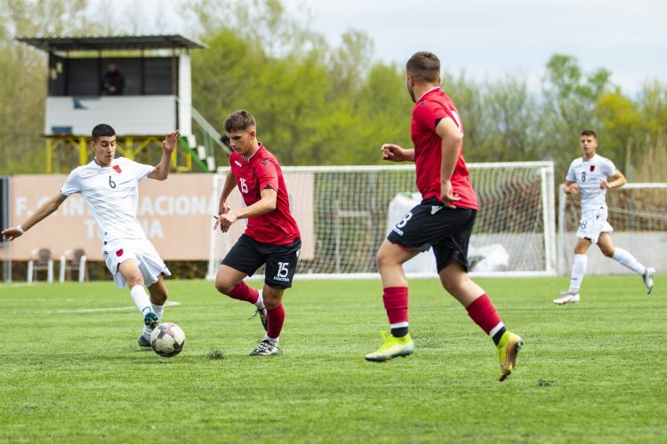 Shqipëria U-19 konfirmon miqësoret e marsit