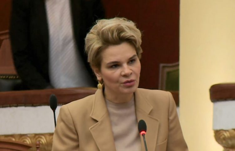 Kryemadhi: Rama të vijë në Kuvend, uroj të mos sëmuret