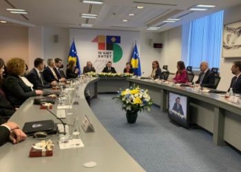 Kurti: Pavarësia jonë u arrit përmes luftës dhe sakrificës