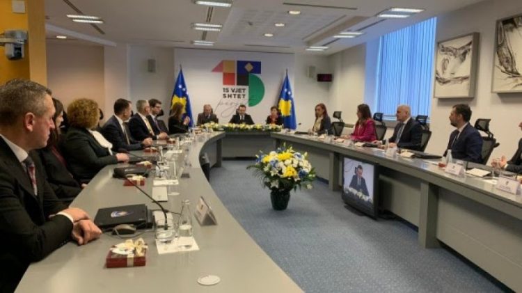 Kurti: Pavarësia jonë u arrit përmes luftës dhe sakrificës