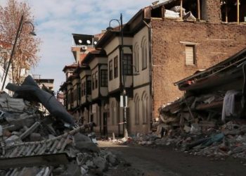 Lagjja e ndërtuar 120 vjet më parë, e paprekur nga tërmetet