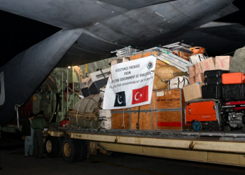 Tërmeti, Pakistani dërgon 22 tonë mallra ndihme në Turqi