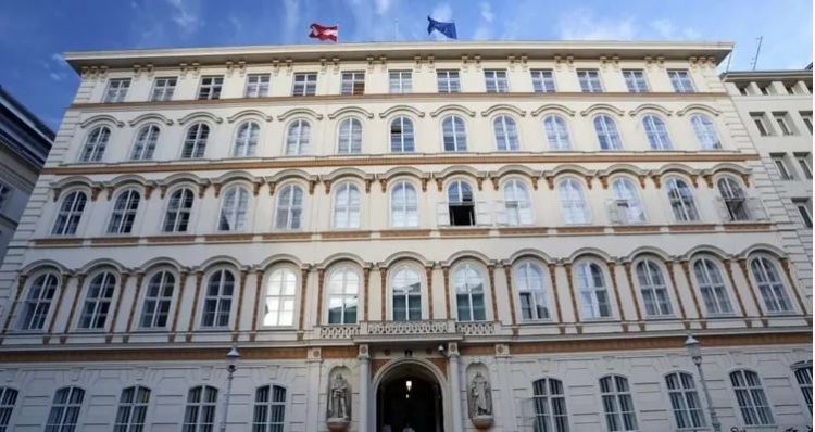 Austria dëbon katër diplomatë rusë