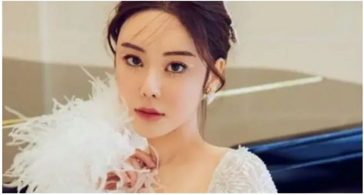 Horror, modeles i copëtojnë trupin dhe e fusin në frigorifer