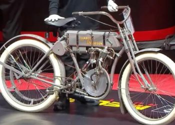 Motoçikleta më e shtrenjtë, shitet gati 1 milion dollarë