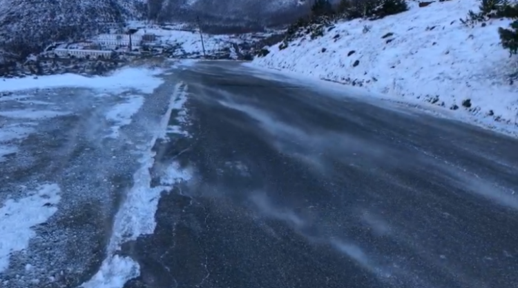 Ngricë e borë, probleme të mjeteve te Rruga e Arbrit