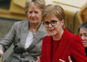 Shefja e qeverisë në Britani pritet të japë dorëheqjen