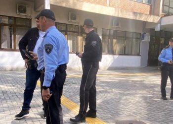 Alarme për bomba në disa shkolla në Shkup dhe Prilep