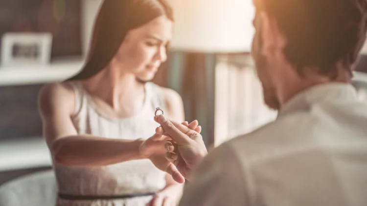 Shenjat e zodiakut që e kanë “fobi” martesën