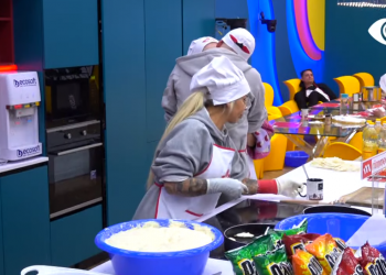 Dashuria e Luizit dhe Kiarës s’ka kufi, puthen dhe gjatë gatimit