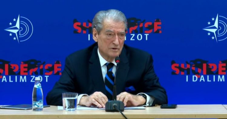 Berisha sulmon Ramën: Njeri pa komb, atdhe dhe dinjitet