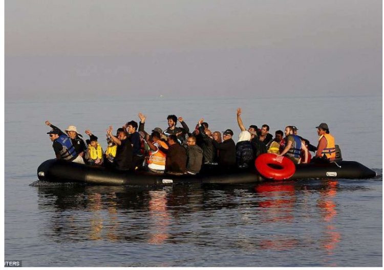 Mbytet skafi me emigrantë në Itali, 8 viktima