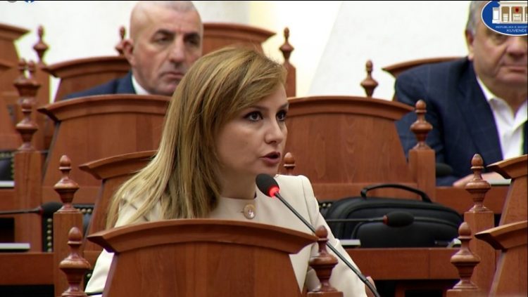 Tabaku-Nikollës: E keni kthyer parlamentin në zyrë të qeverisë