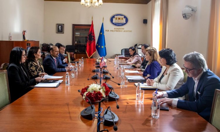 Tabaku zbardh takimin me Kim: Ja për çfarë diskutuam