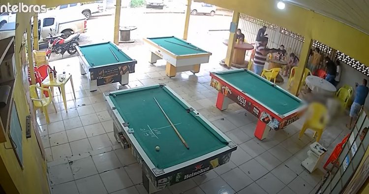 PAMJE TË TMERRSHME +18, si 1 person vrau 7 vetë pse u tallën me të