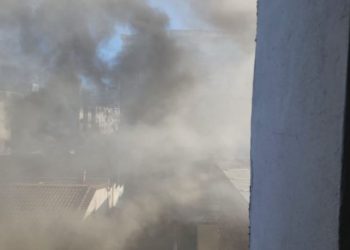 Merr flakë banesa në Tiranë