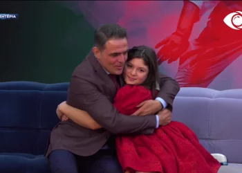 Vajza – Armaldos: Të dua në finalen e BBVIP. Maestro: Ta premtoj