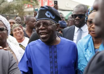 Zgjedhjet në Nigeri fitohen me polemika nga “pasaniku”