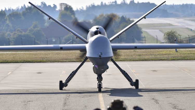 Avioni luftarak rus përplaset me avionë amerikanë pa pilot